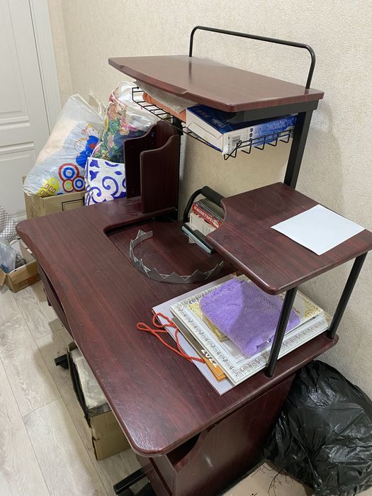 Компьютерный стол