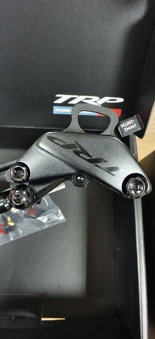 НОВИ TRP C2.3 RX Комплект дискови спирачки, хидравлична, 4-бутални