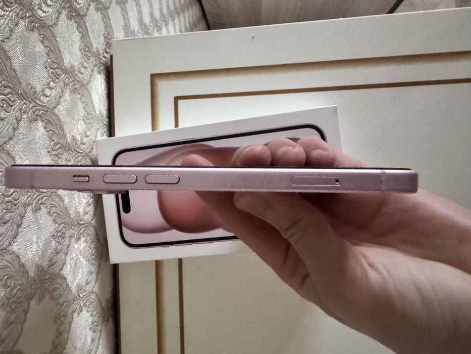Продам айфон 15 розовый