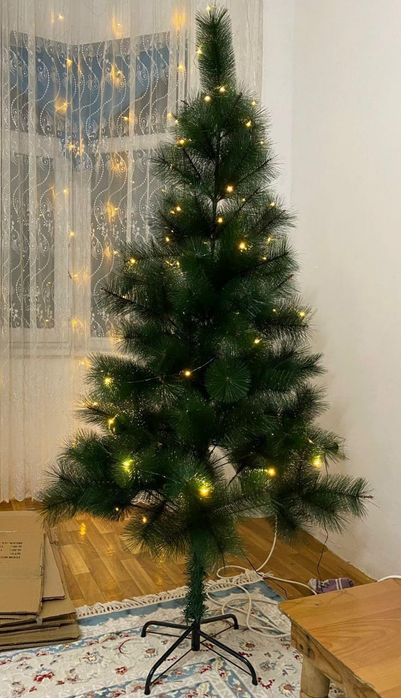 Новогодный ёлка наличий