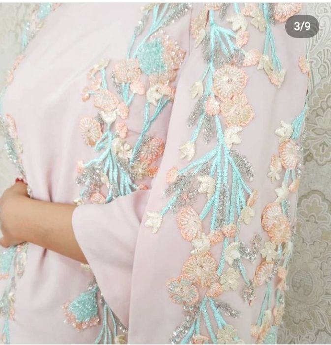 Продается женское вечернее платье