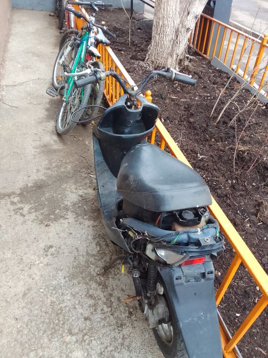 Продам скутор  хондо дио 34