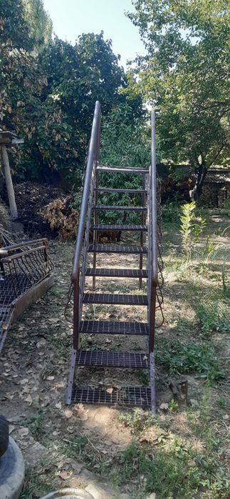 Зына сотилади яхши холатда бузилган