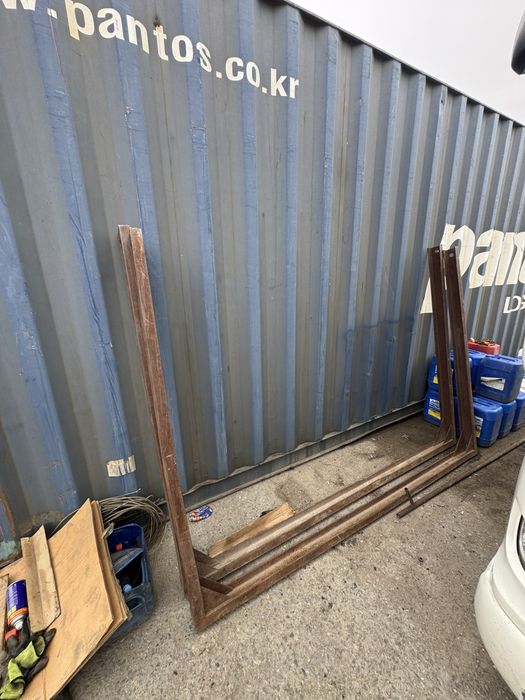 Продам конники  3 штуки