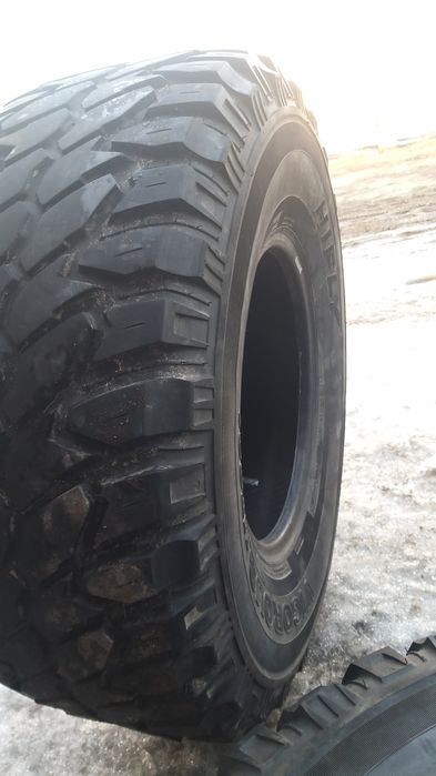 Продам шины 33х12,5 R15