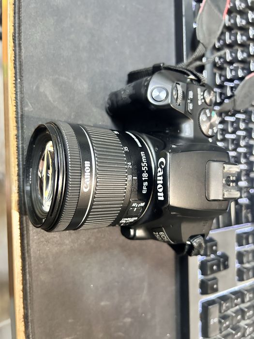 CANON EOS 250d + 18-55 IS STM