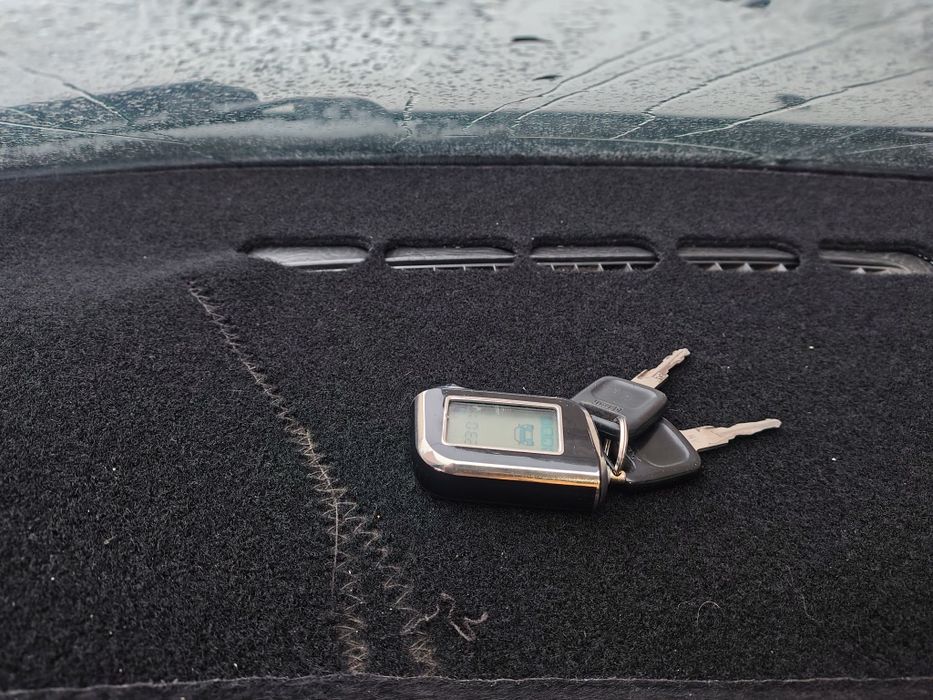 Продам Ауди б4 моно