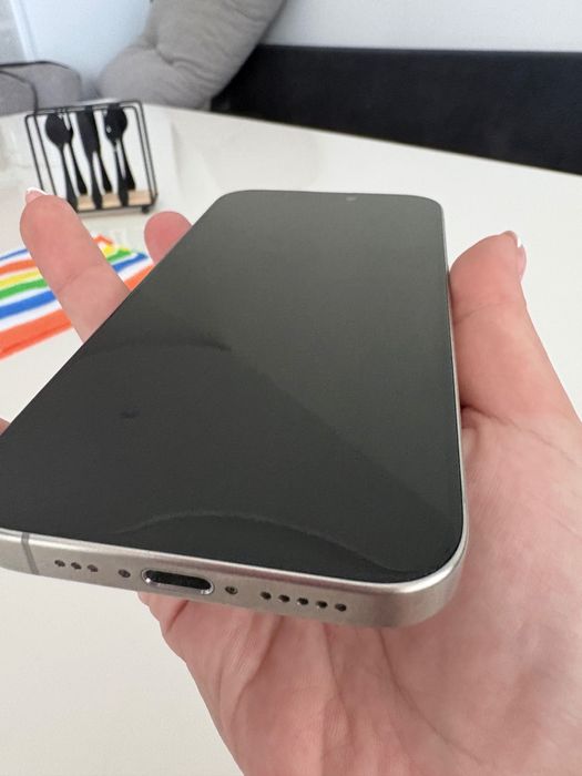 iPhone 15 pro 128 GB