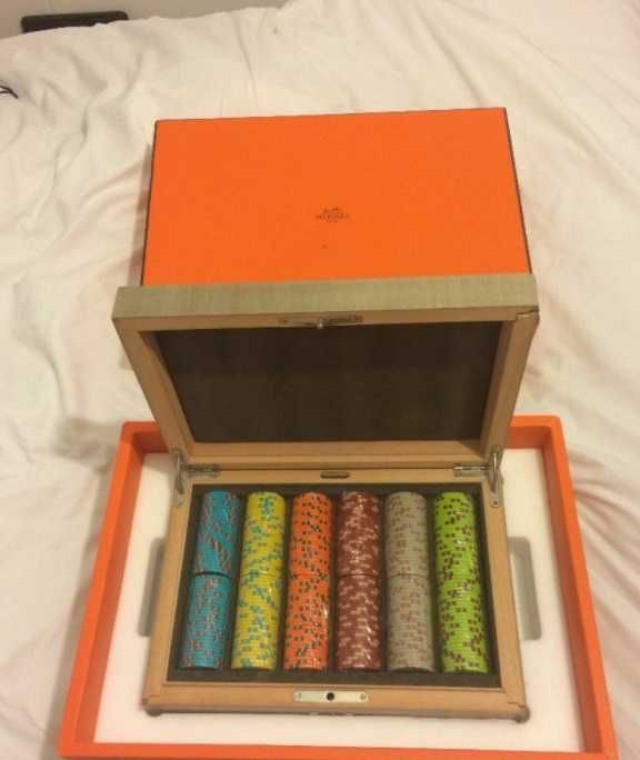 Cipuri chips poker Hermes Elements 300 jetoane LUX schimb auto diverse