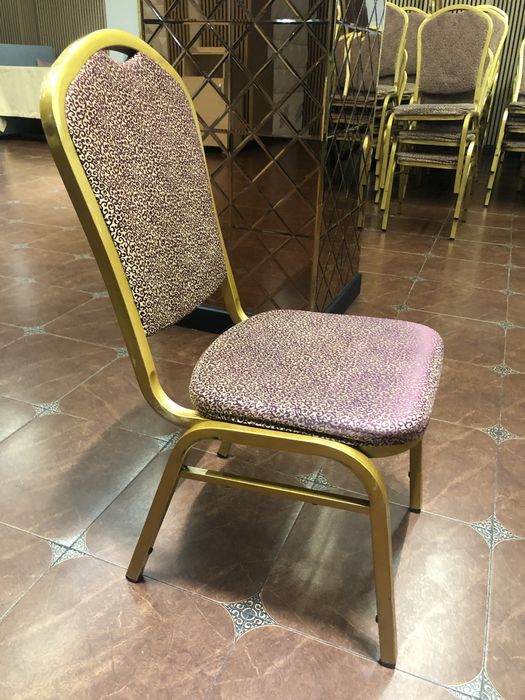 Продам стулья для ресторана