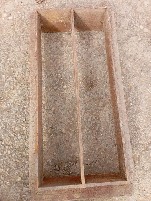 Матрица для бордюр