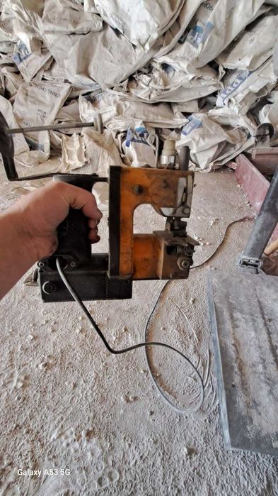 Коп тикадиган машинка