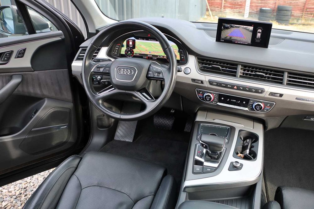 AUDI Q7 7 Locuri Istoric Complet AUDI Service Rate Auto Fara Avans