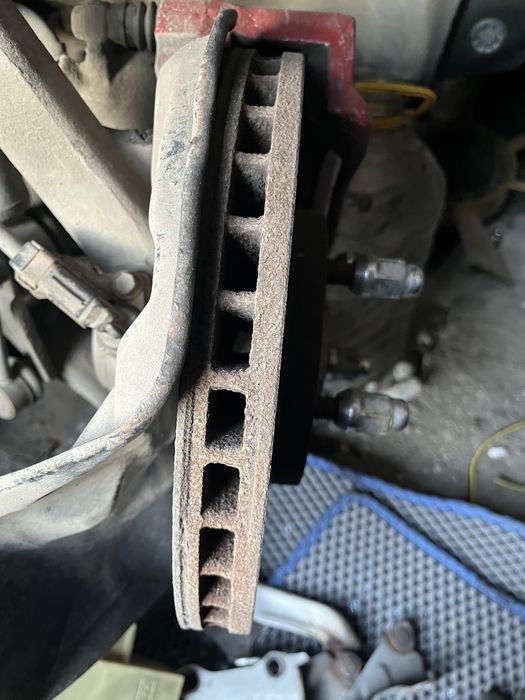 Продам компект 2 pot тормозов