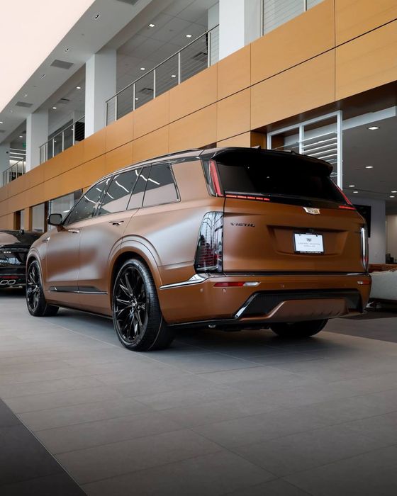 Cadillac Vistiq Platinum EV 2027