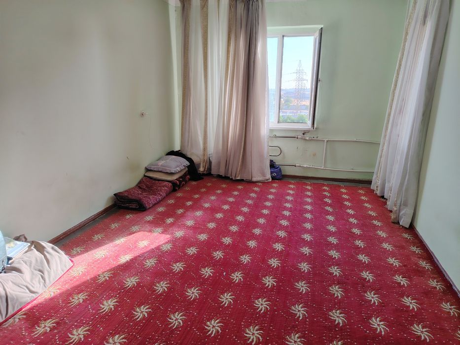 Kvartira yaxshi toza tinch