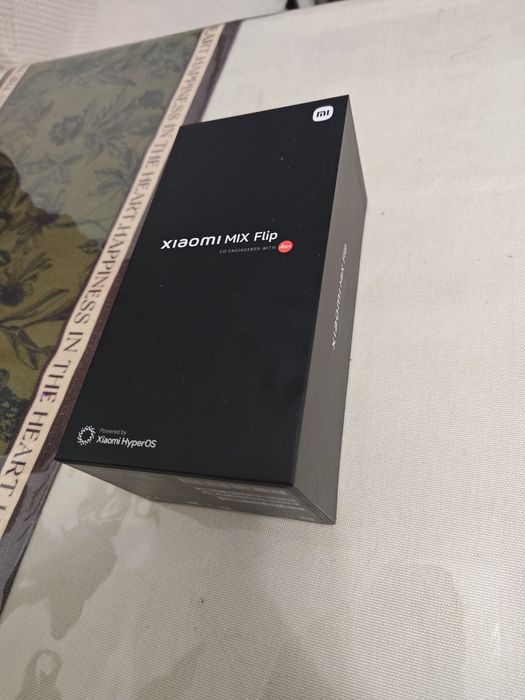Продам Xiaomi Mix Flip