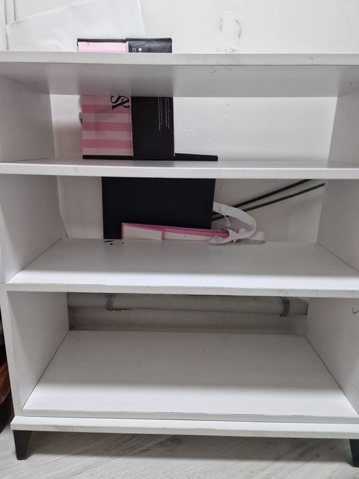 Абувница для каридора