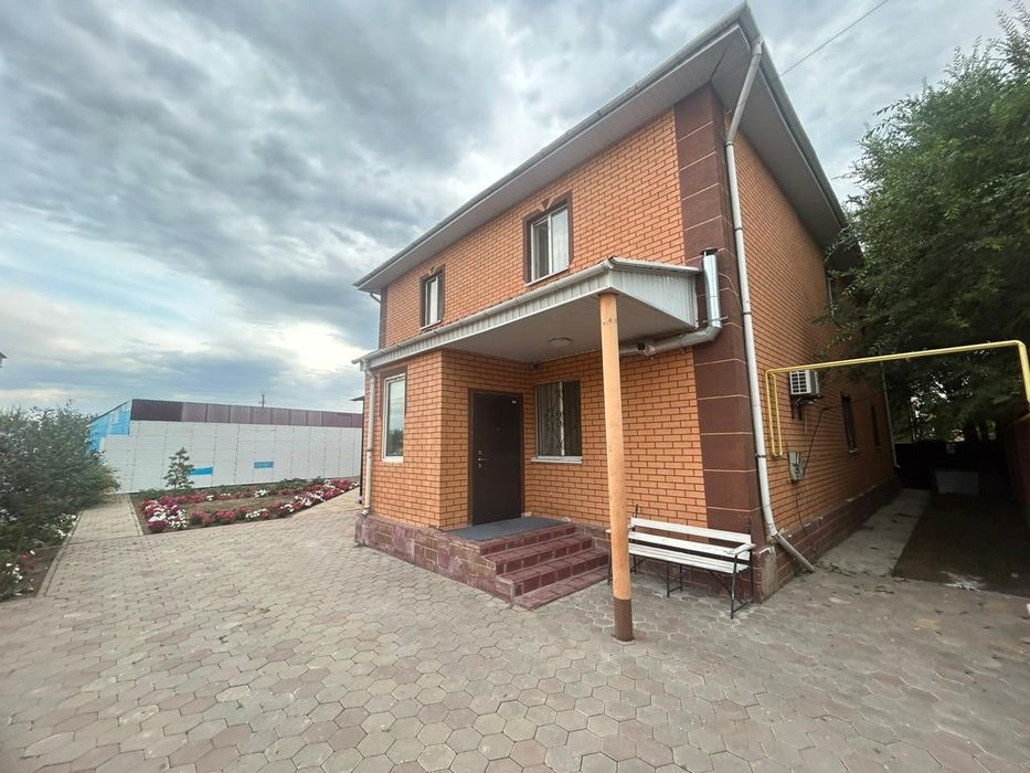 Коттедж Юго-Восток