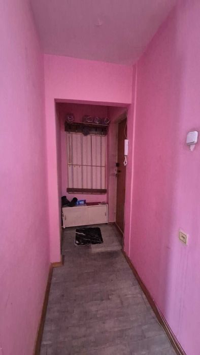 Продается 1-комн в золотом квадрате