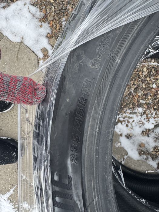 Bridgestone Turanza 235/45 R18