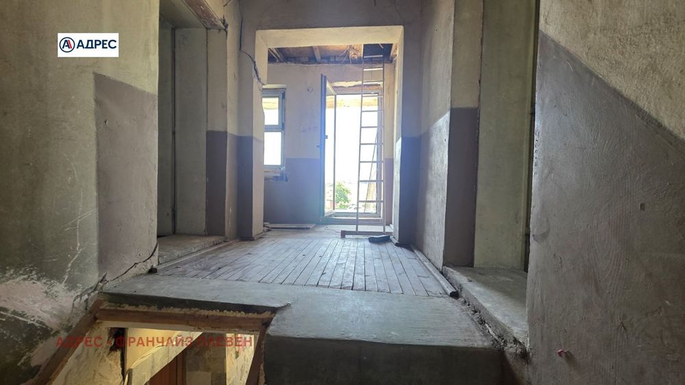 Продава се Къща в с. Радишево, Област Плевен - 134 кв.м за 1045 €/кв.м - Снимка #10