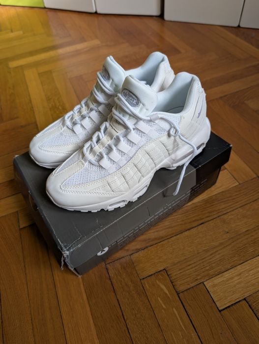 Air max 95 marimea 42 noi