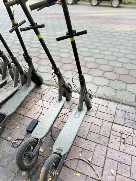 Электросамокат. Xiaomi Mi Electric Scooter
