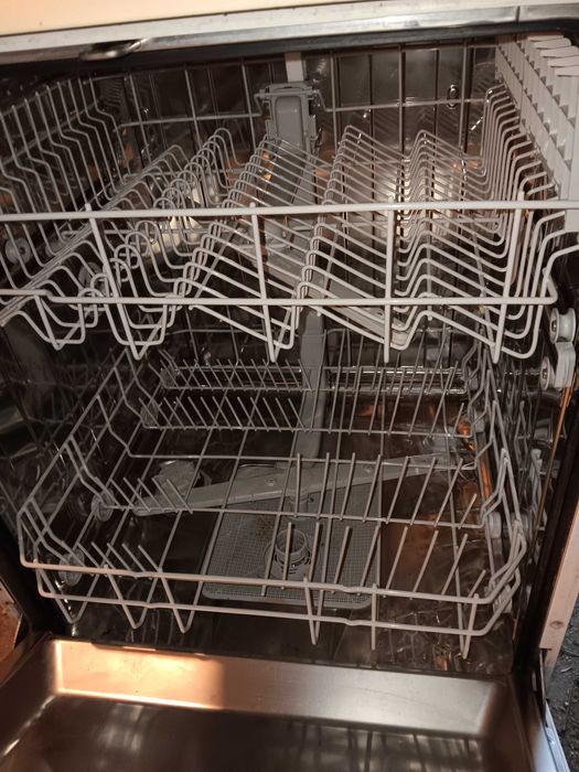 Съдомиялна машина Санг