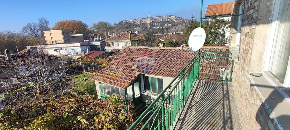 Двуетажна къща, гр. Белослав, обл. Варна ТМ