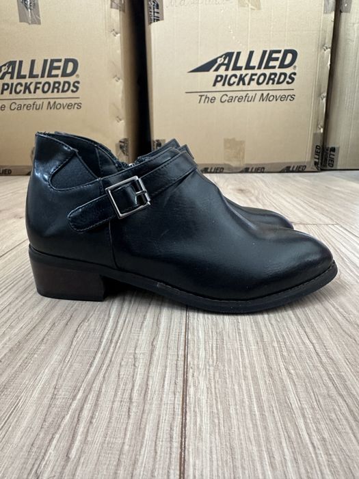 Ботинки женские черные