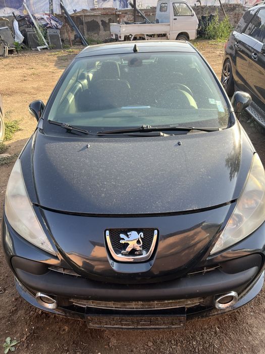 Peugeot 207CC на части