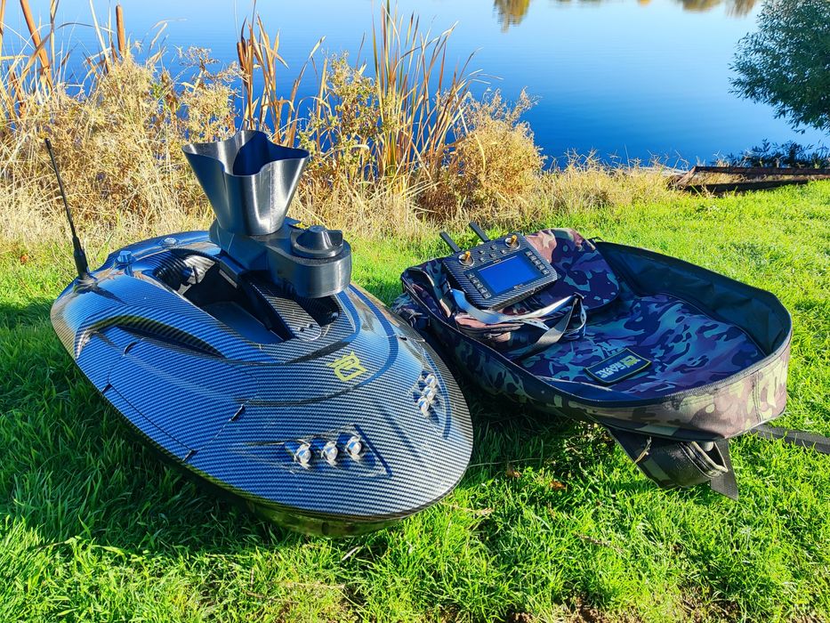 Лодка за захранка Carp Royal DUKE PRO