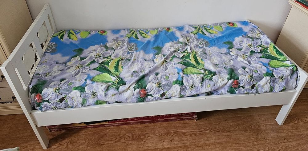 Продам б/у кровать Икеа КРИТТЕР