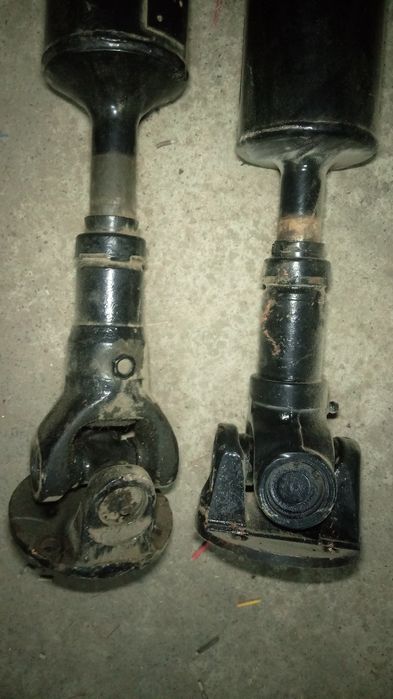 Продам два кардана от Нивы 3D б/у