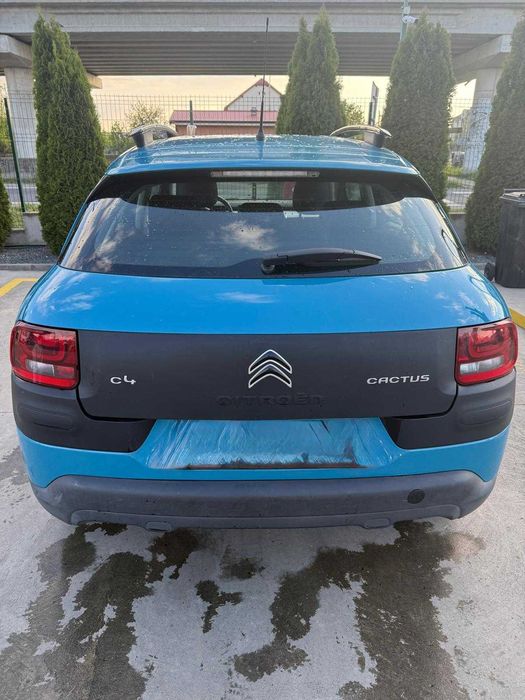 Vand citroen c4 cactus an 2017 acte la zi ,cauciucuri 10% uzura inchidere centralizata geamuri electrice 2 chei touch screen cu android auto motr 1.2