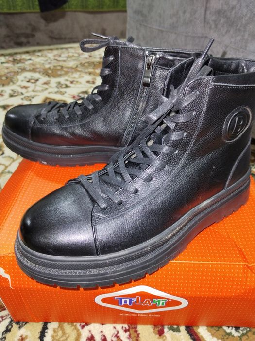 Продам обувь 39 размер