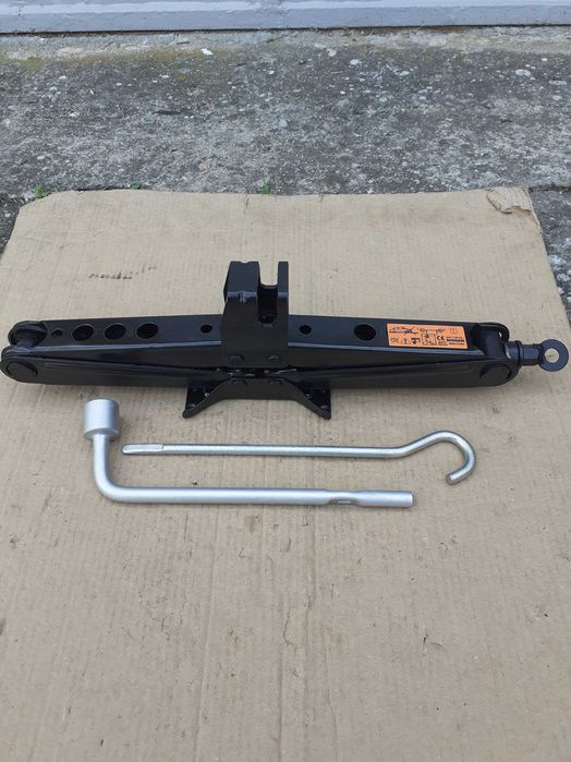 Cric,cheie de roti NISSAN Qashqai,Juke,X-trail,RENAULT Kadjar,Koleos