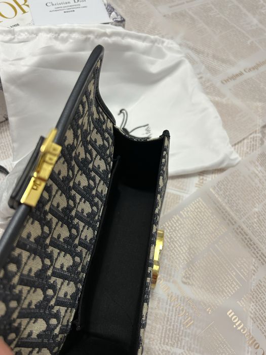 Geanta Dior Montaigne