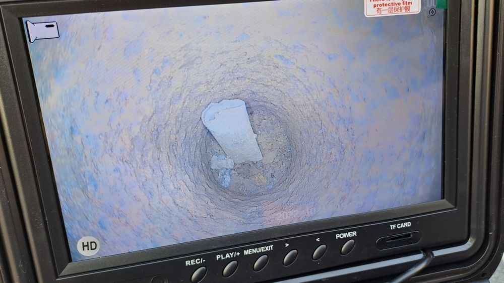 Прочистка канализации. Чистка труб. Промывка канализации. Сантехник ...