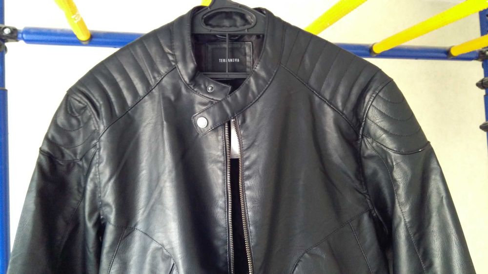 Куртка весенняя новая