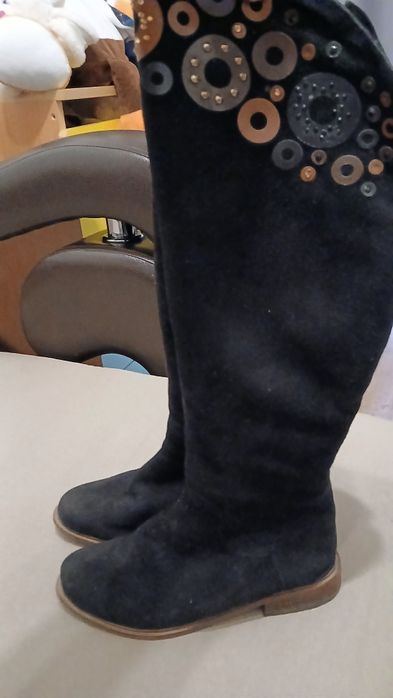 Отдам почти даром.