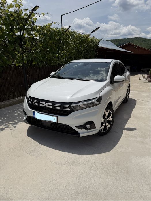 DACIA Logan 2023 — imagine 2