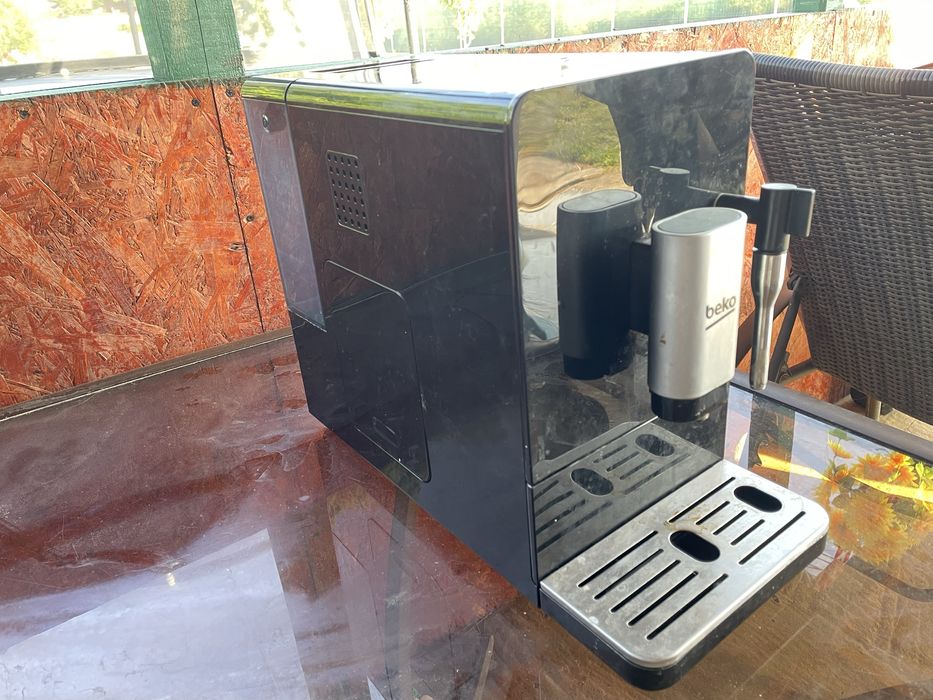 Espressor automat beko