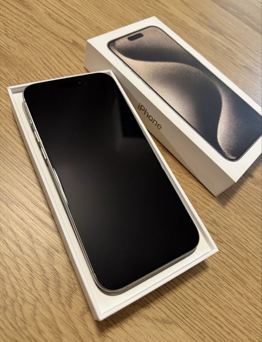 Iphone 15 PRO MAX - 256 G - liber - 3150 ron !