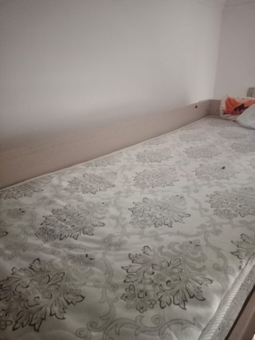 Продам детскую кровать 1.80м