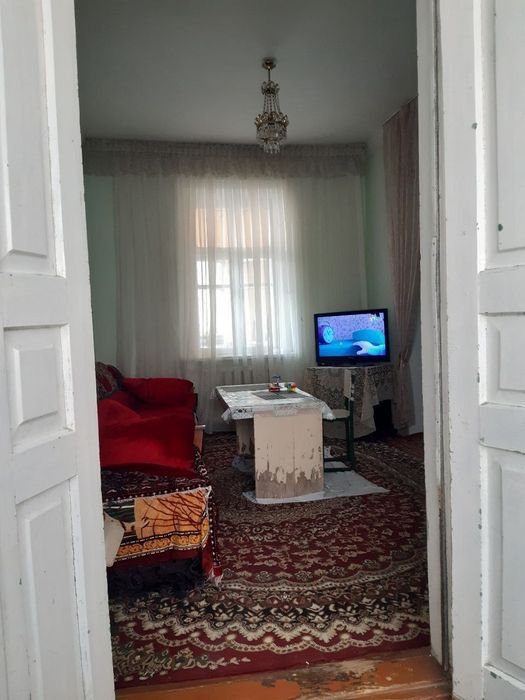 Продаю дом участок 5 комнат 3,2 сотки