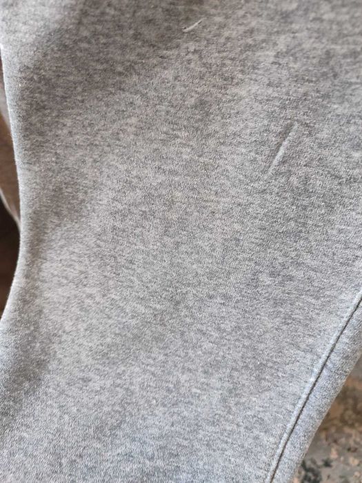 Pantaloni NIKE,gri,stare f buna, S copii
