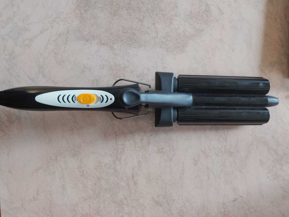 Маша за къдрене на коса и ретро преса