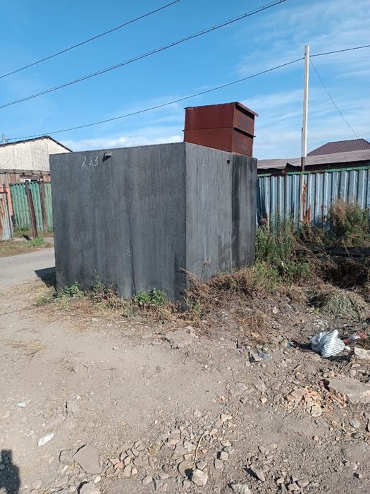 Продам метталическую емкость